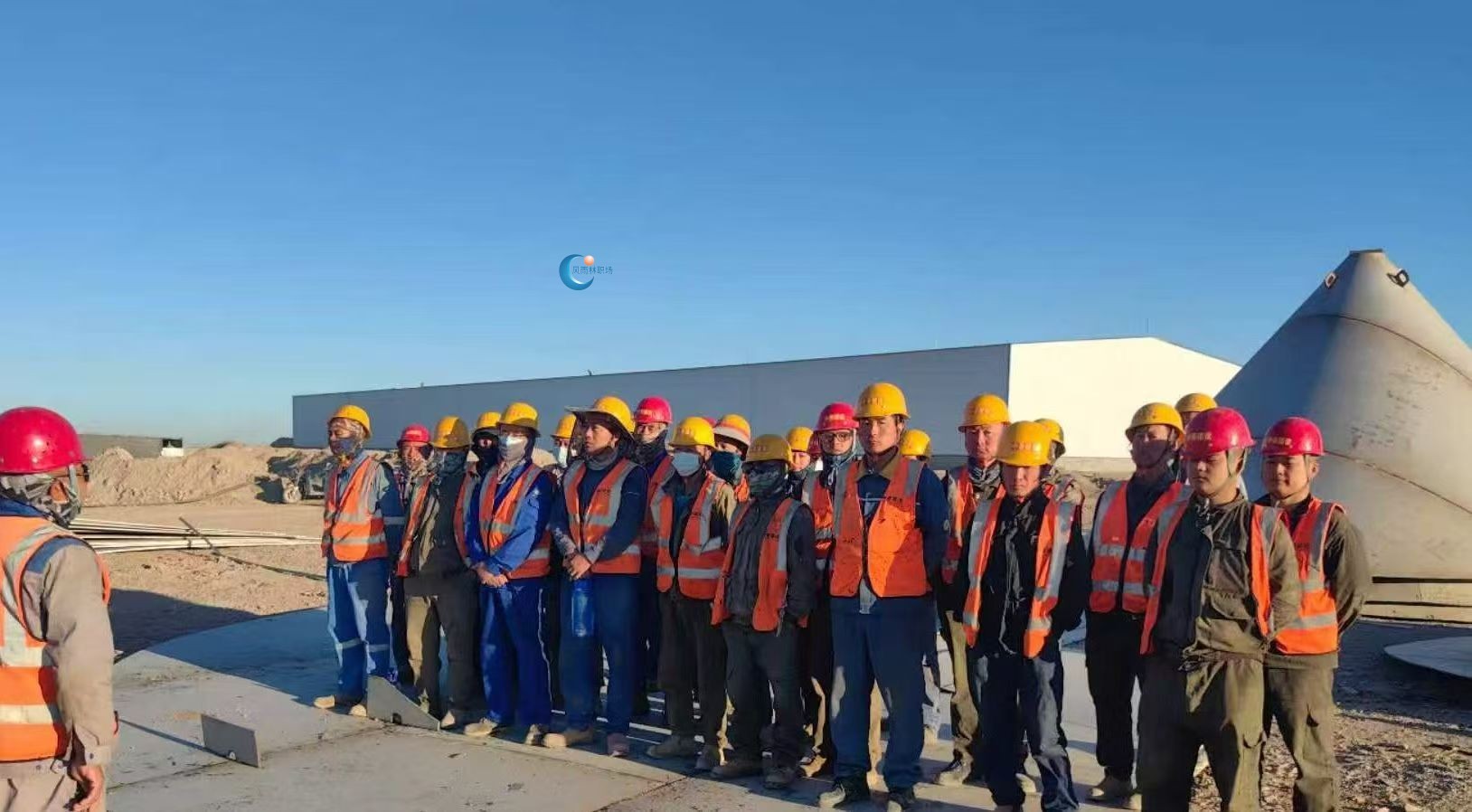 1759903518847992.jpg 1814741edfc53716bbfeaff861acb24d.jpg